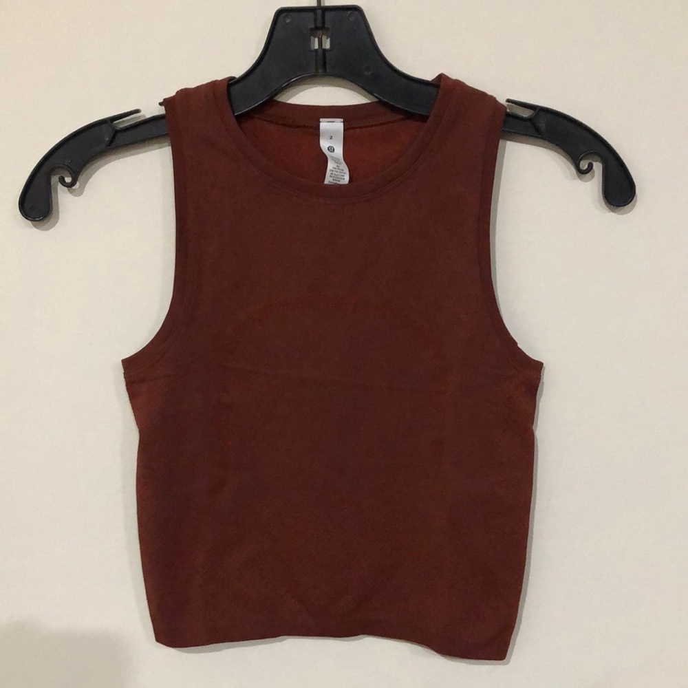 Lululemon date brown/Aztec brick swiftly tech high neck crop tank sz 2